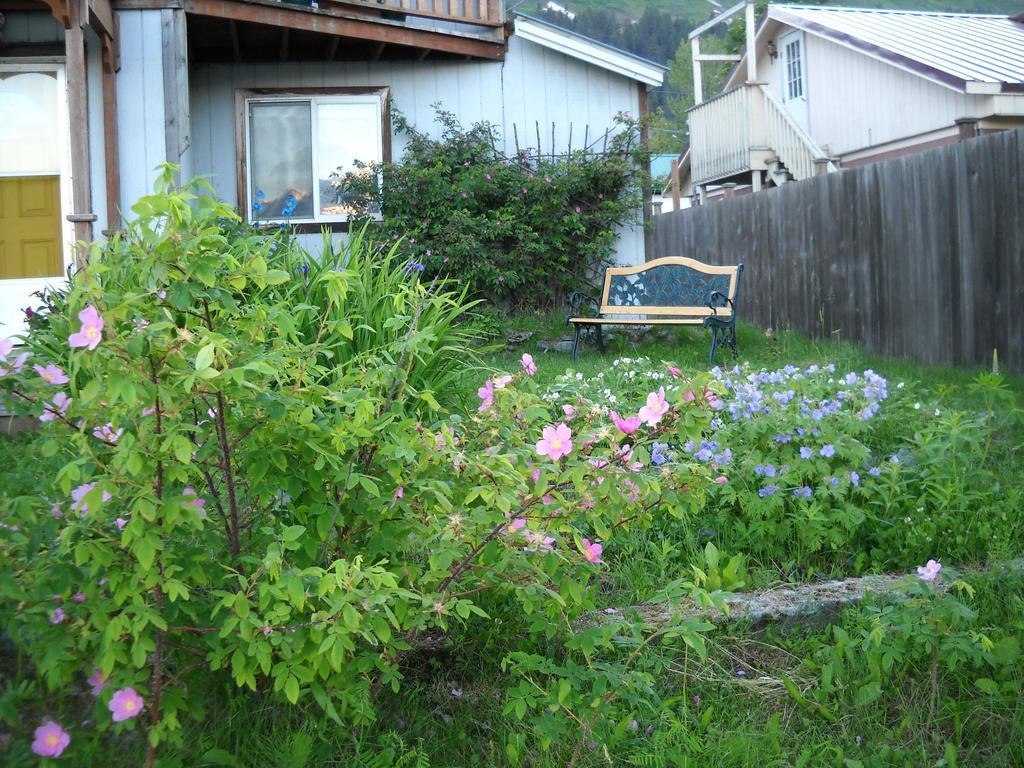 Arctic Paradise B&B Сьюард Экстерьер фото